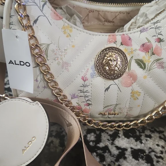 Aldo White Floral Shoulder Bag with Gold Chain - Picture 2 of 9